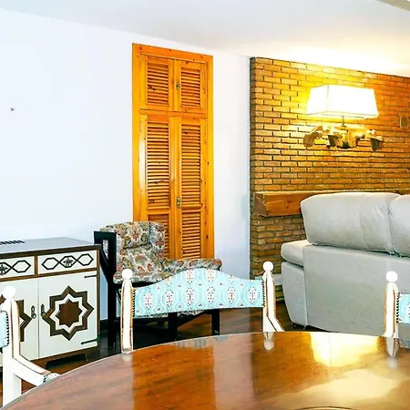 Amplio Apartamento Familiar En La Zona Baja De Sierra Nevada Ideal Para 8 Personas