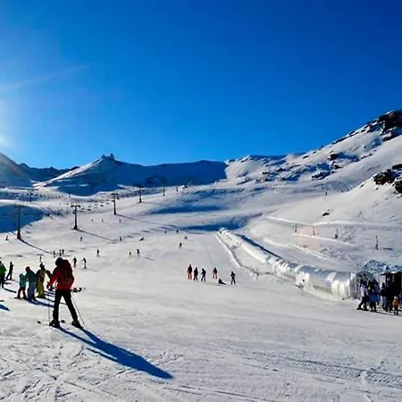 Amplio Apartamento Familiar En La Zona Baja De Sierra Nevada Ideal Para 8 Personas * Sierra Nevada